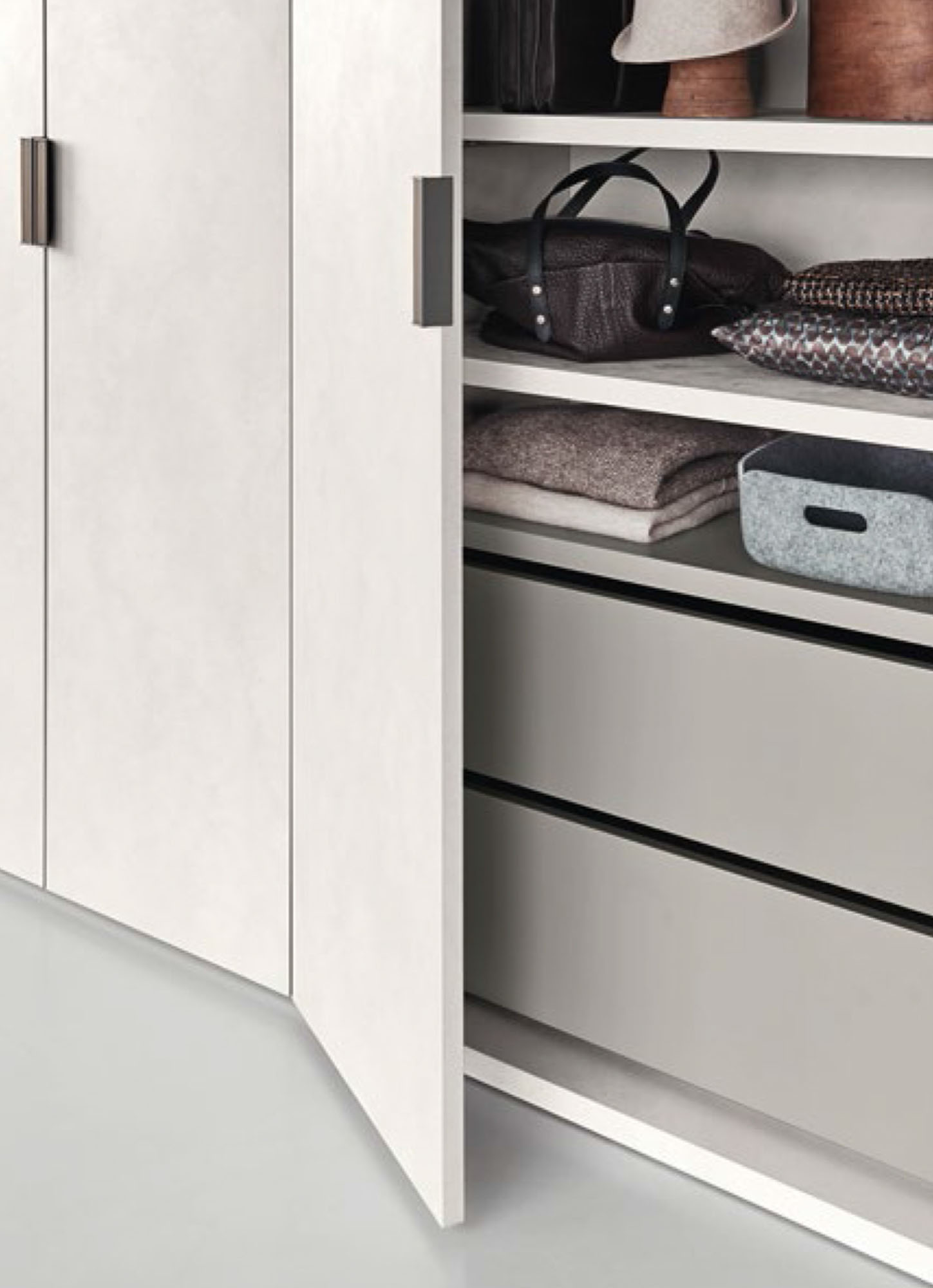 Armarios de madera con puertas correderas a medida - Donostia - Arin y Embil